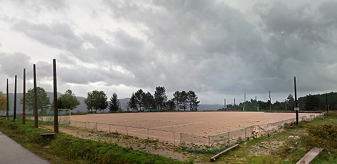 Campo de futbol O Vixiados