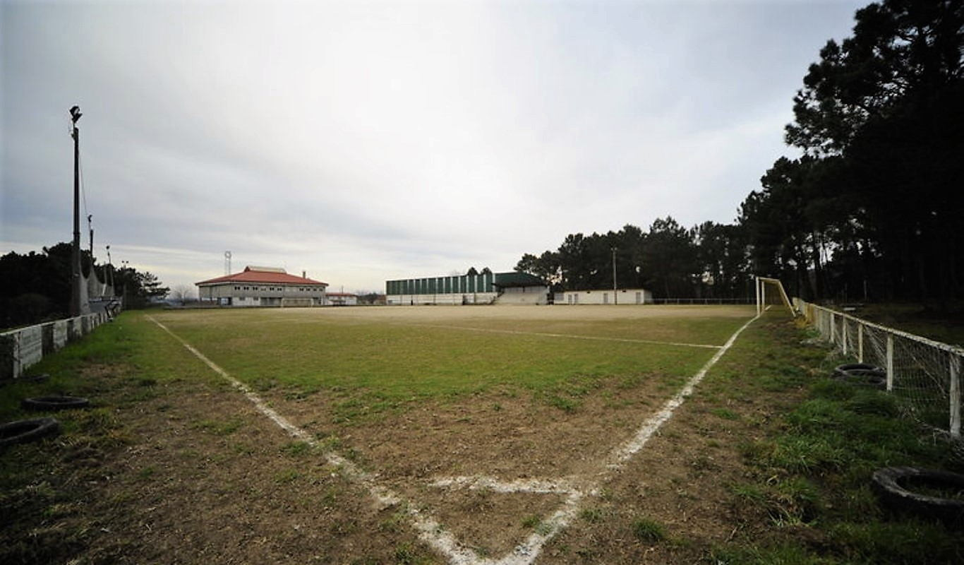 Campo de Futbol O Marrau